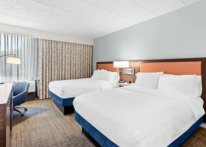 Hotel Hampton Chicago-naperville 3*
