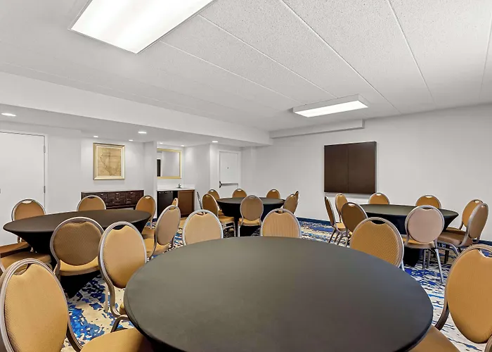 Hotel Hampton Chicago-naperville Naperville