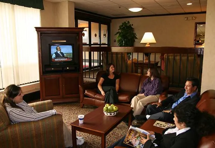 Hampton Chicago-naperville Naperville