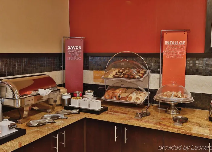 Hotel Hampton Chicago-naperville 3*