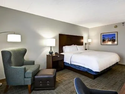 Hampton Chicago-naperville Hotel 3*